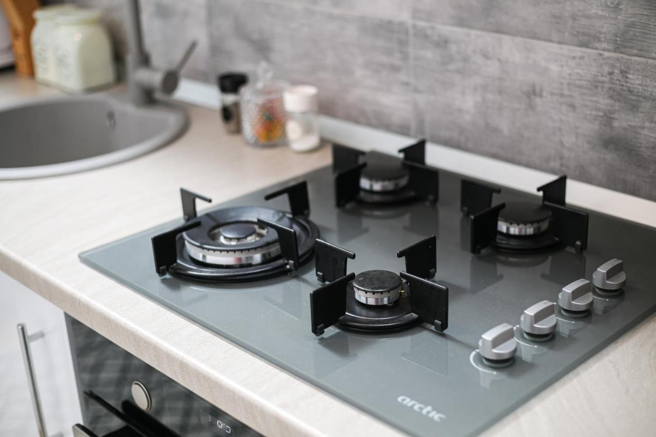 Ra Apartment - Ared ออราแด ภายนอก รูปภาพ
