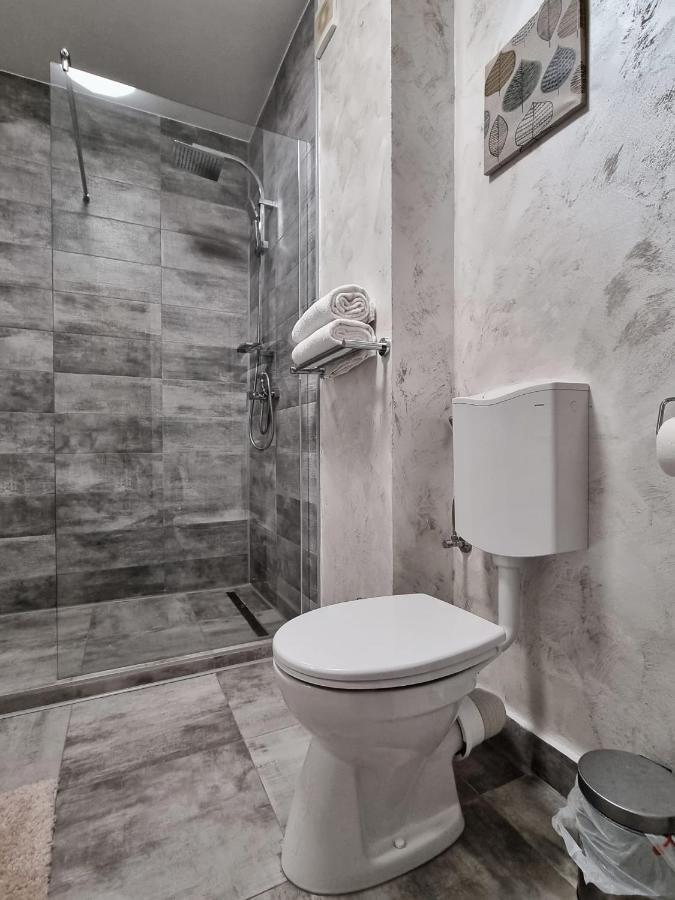 Ra Apartment - Ared ออราแด ภายนอก รูปภาพ